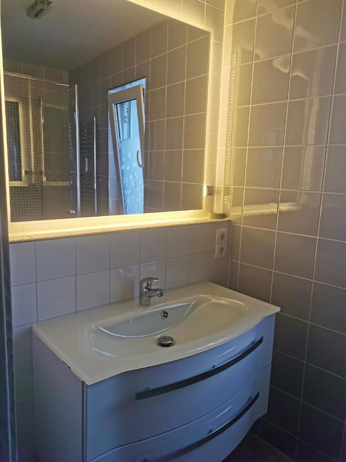 Gastehaus In Der Daimlerstadt Schorndorf  Esterno foto